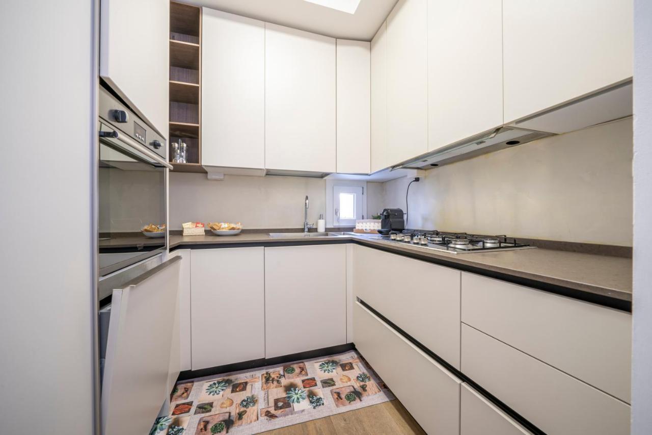 Piazza Maggiore-Luxury Apartment-Elegant Terrace Болонья Экстерьер фото