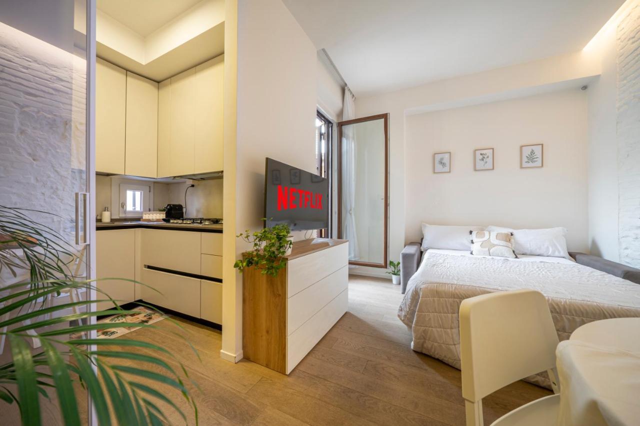 Piazza Maggiore-Luxury Apartment-Elegant Terrace Болонья Экстерьер фото